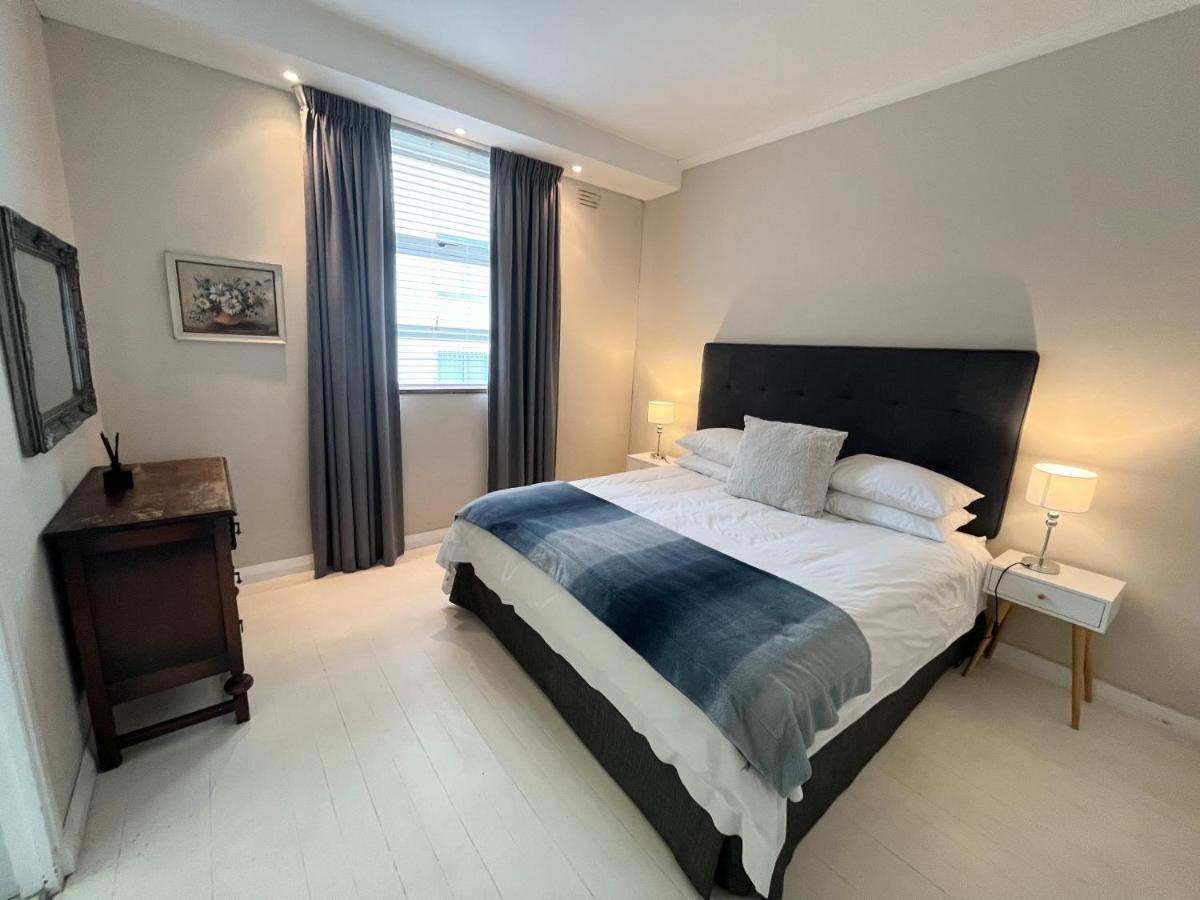 Apartment Seapoint Gem *